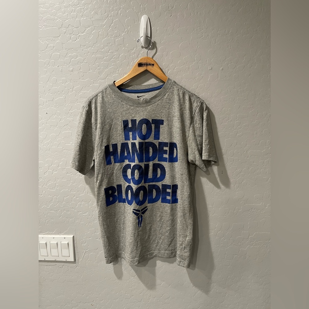 Nike Dri Fit Kobe Bryant “Hot Handed Cold Blooded” Mamba Shirt Medium